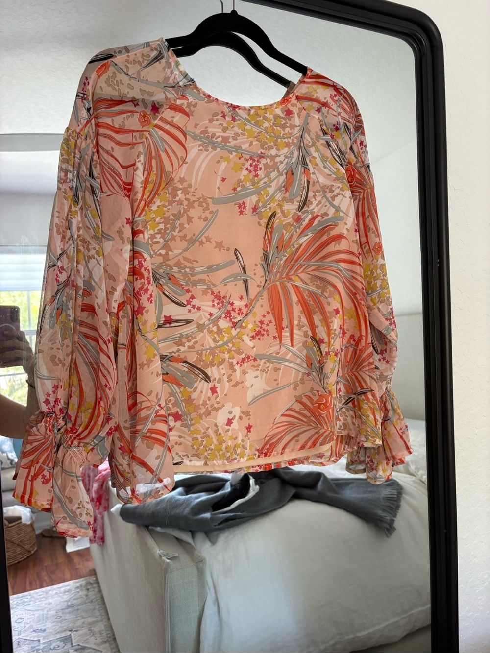 Entro  beautiful Peach with pastels  Sheer Blouson Top.